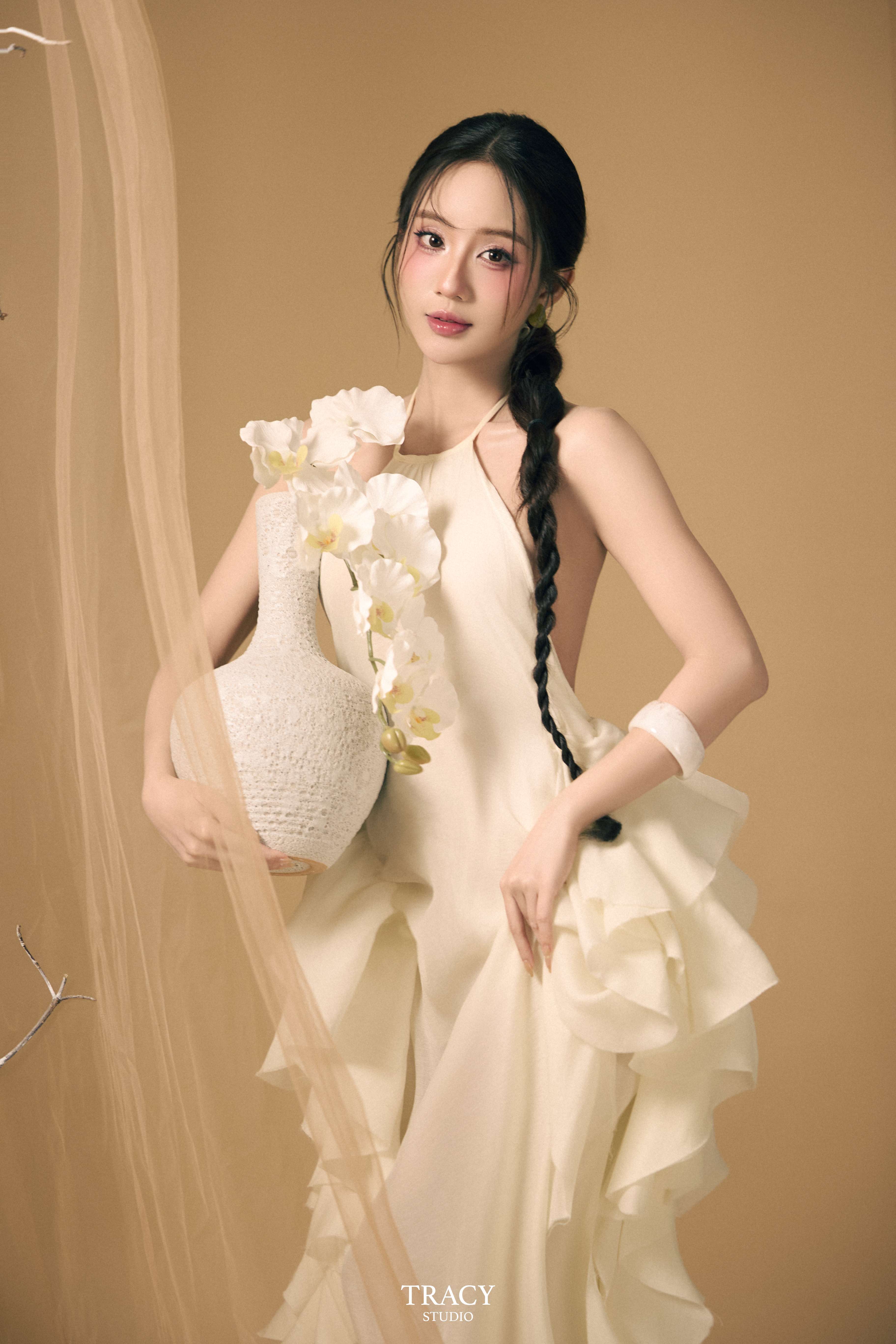 tracy studio chụp concept yếm tết vân khê